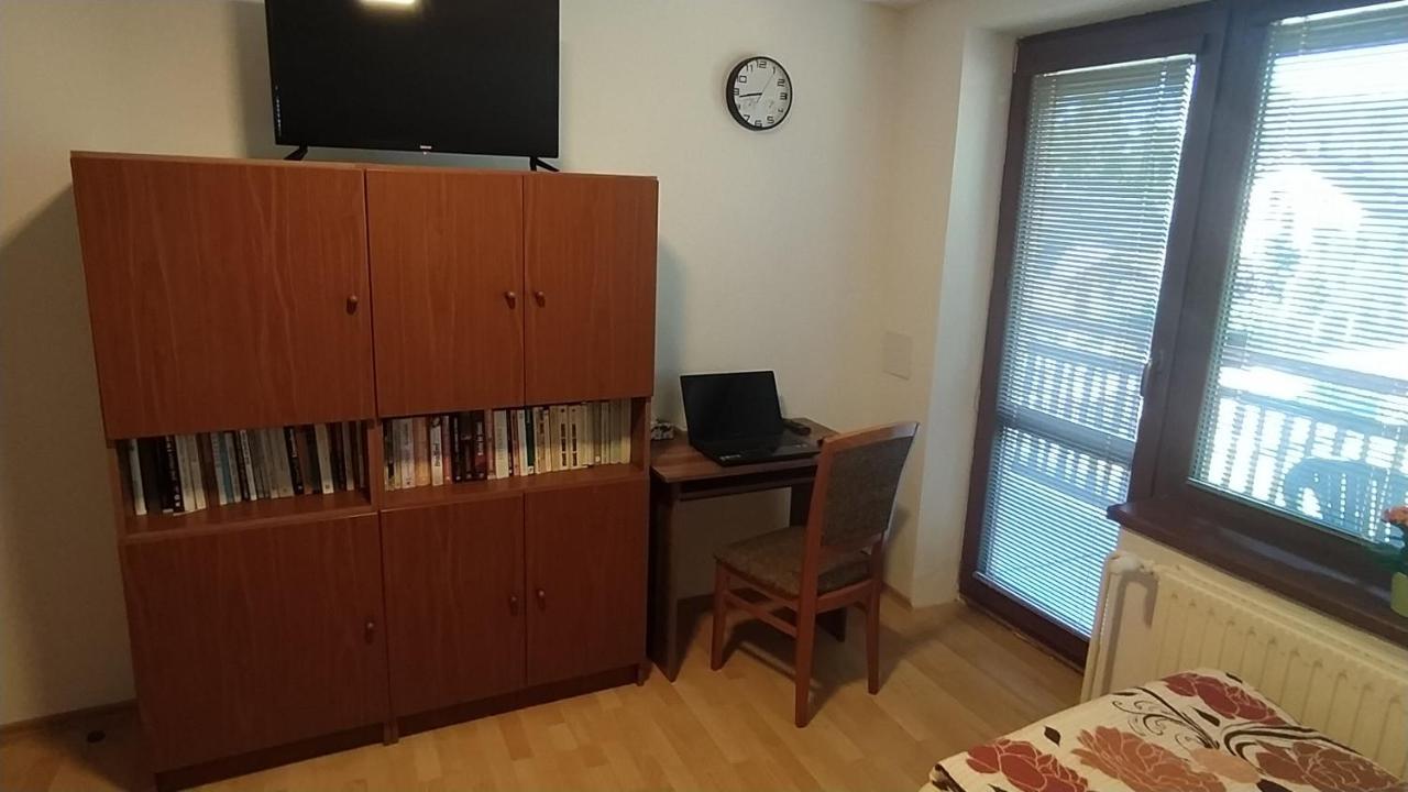 Bile Policany Apartman U Spycharu מראה חיצוני תמונה